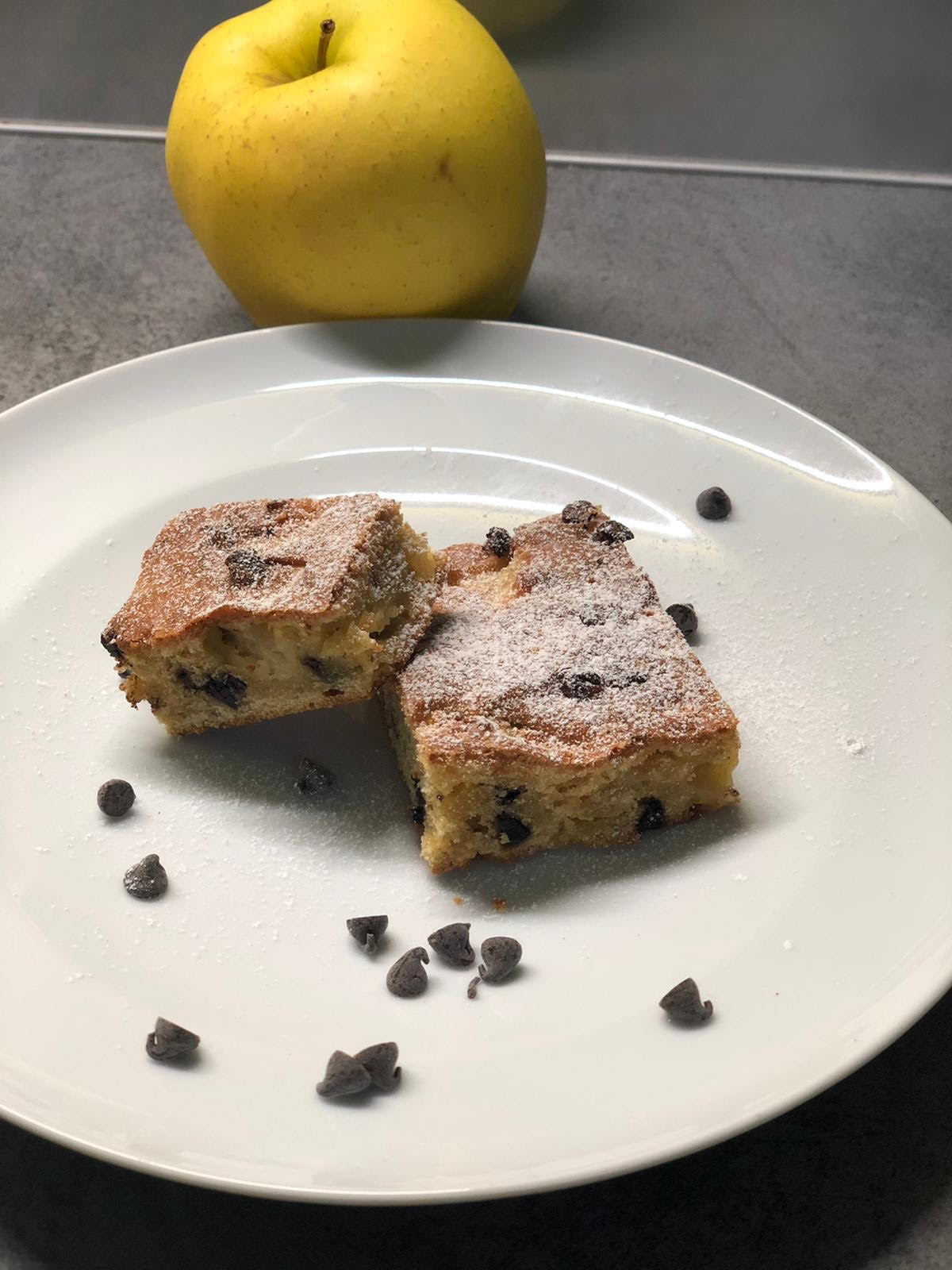 Torta Mele E Gocce Di Cioccolato Pesando La Salute